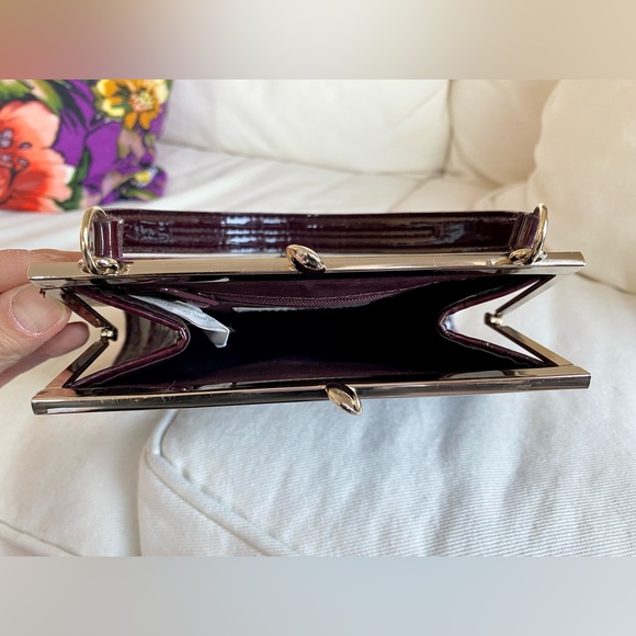 Liz Claiborne burgundy patent faux croc minibag with top handle - Picture 9 of 16